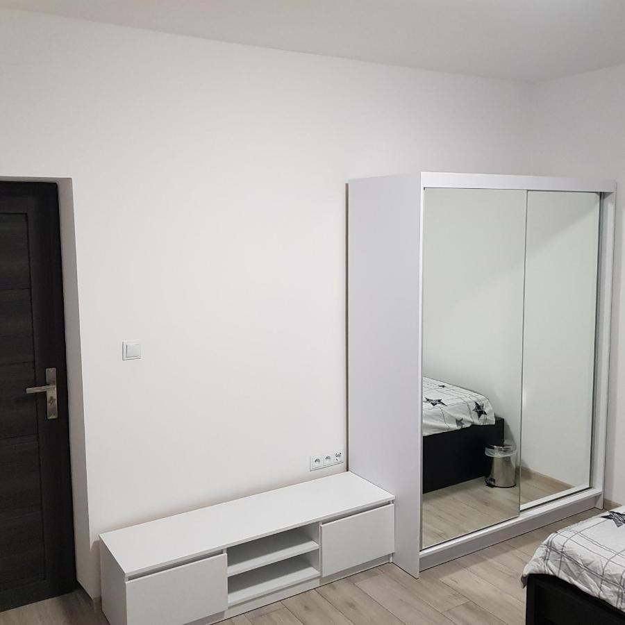 Mirrorroom Pl Downtown วอร์ซอ ภายนอก รูปภาพ